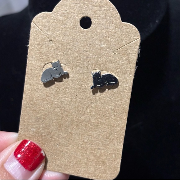 Lounging Loaf Cat - Stainless Steel, Stud-Style Earrings, Cat Kitty Silouhette! - Picture 4 of 7